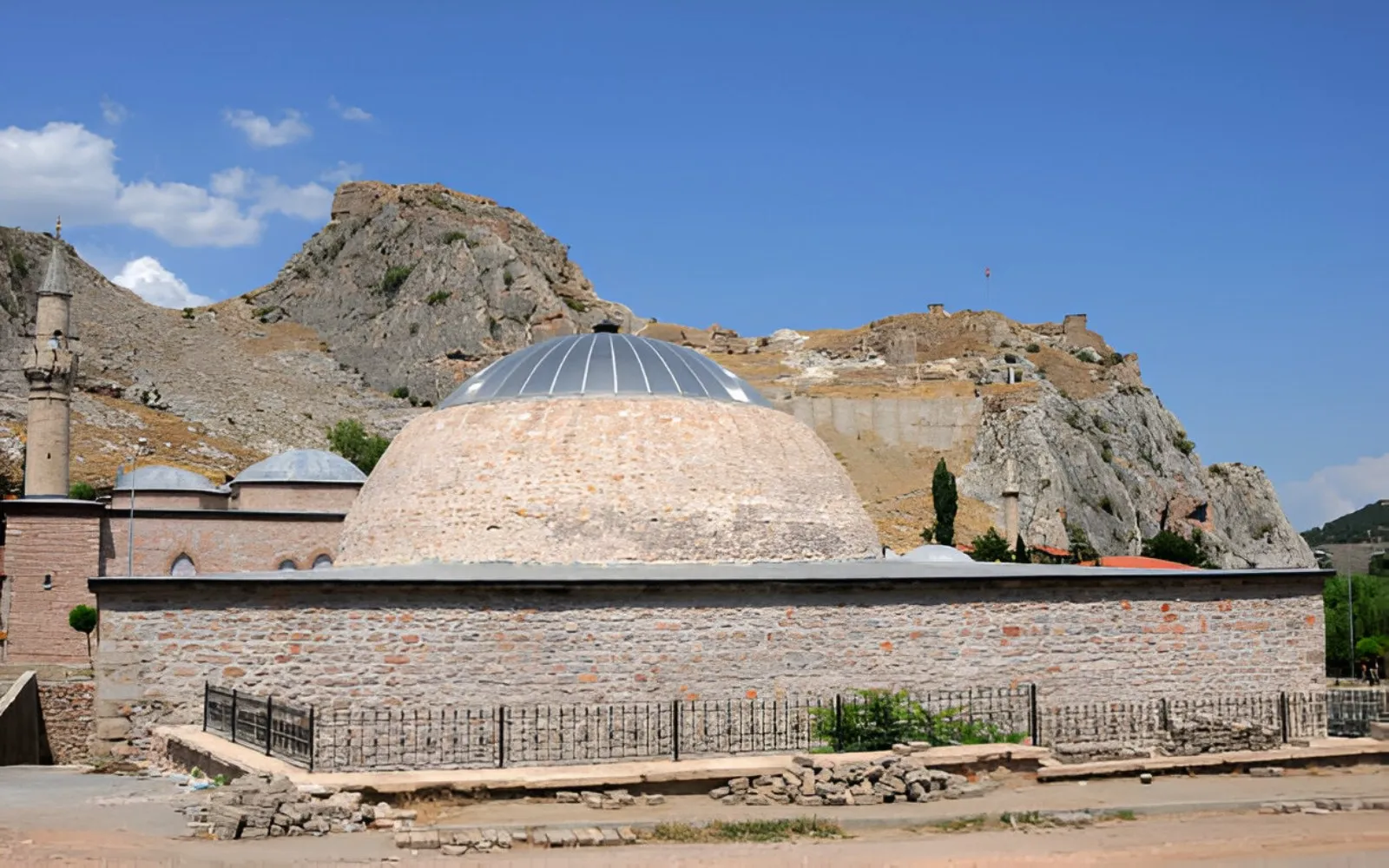 Yağıbasan Medresesi