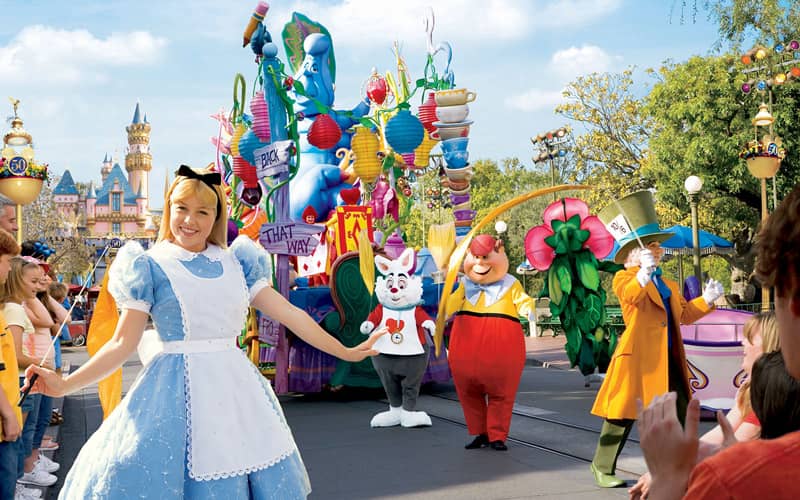 Masalsı Dünyalarıyla Ünlü Disneyland Parkları