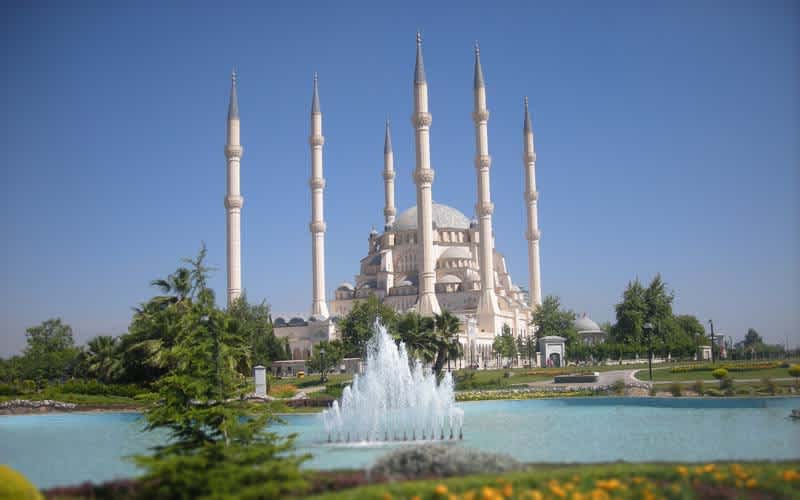 Adana’nın Sembolü Hacı Sabancı Camii