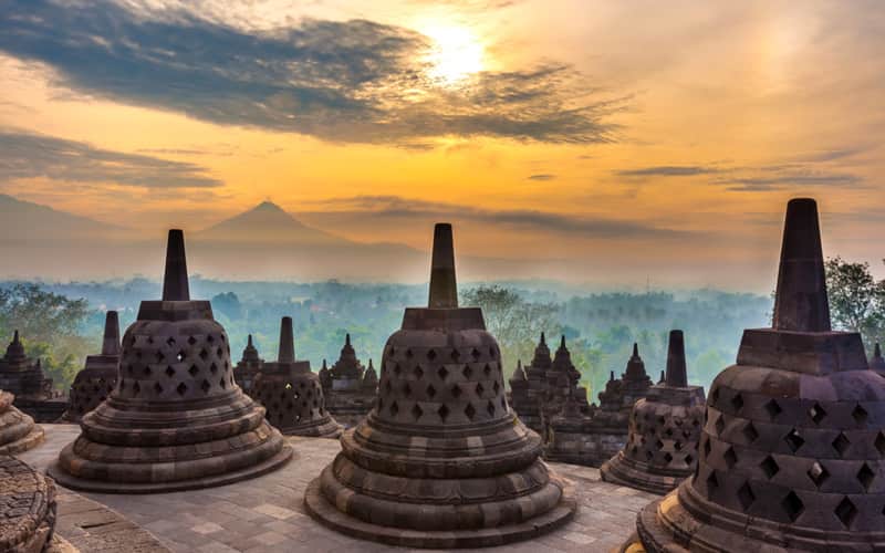 Endonezya'da Gezilecek Yerler Borobudur Tapınağı
