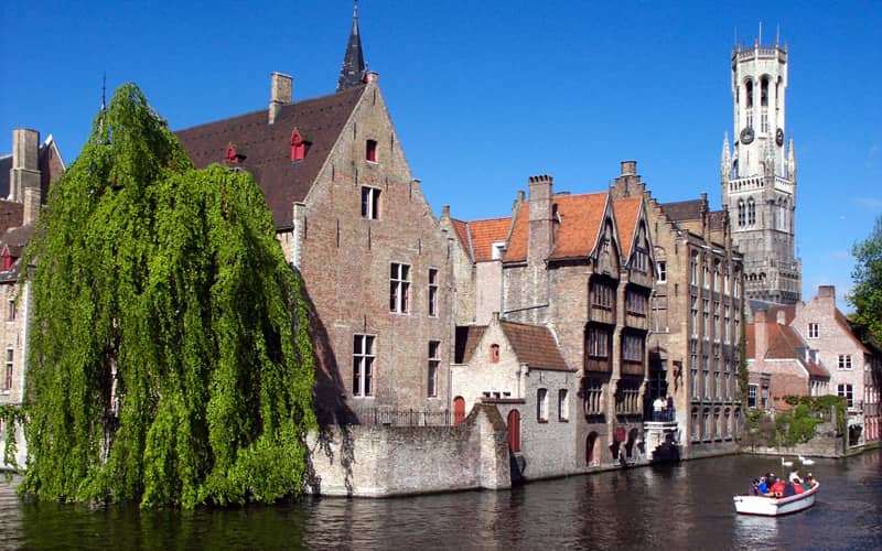 Sokaklarında Kaybolmanın Hoşunuza Gidebileceği 5 Yer