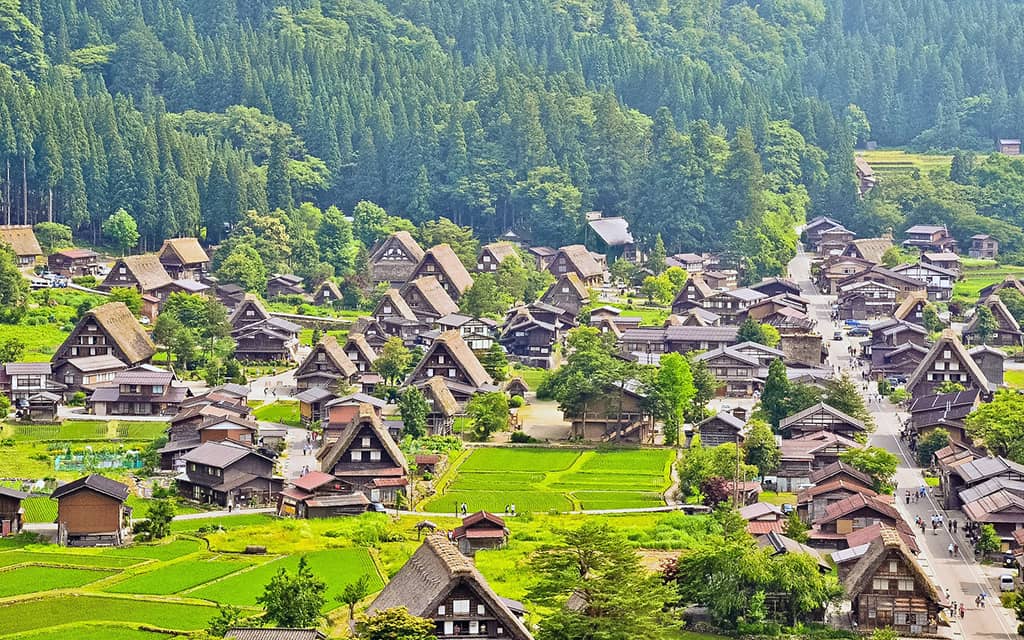 Shirakawa-go, Japonya