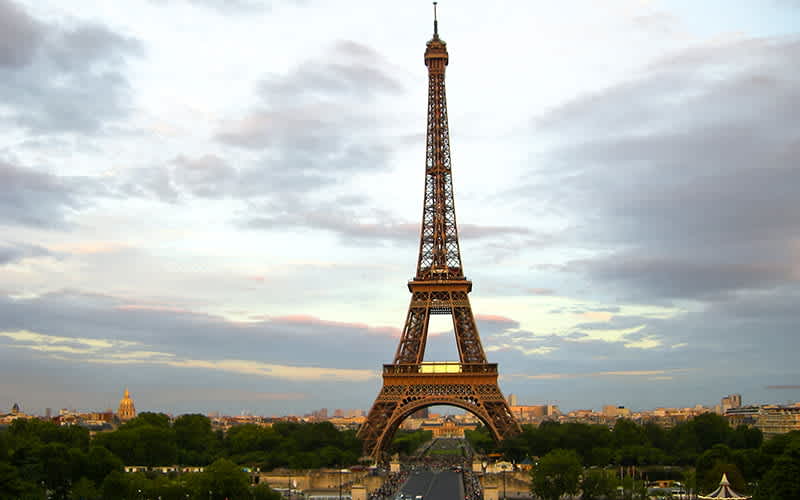 paris-romantik-sehir