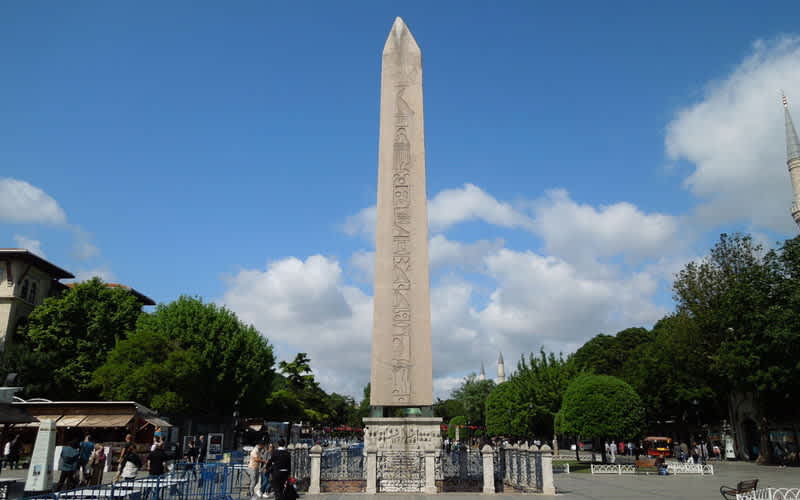 Sultanahmet-Dikilitas