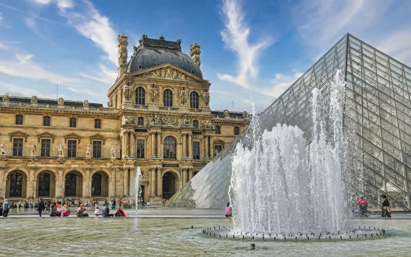 Louvre Müzesi'ni Keşfedin
