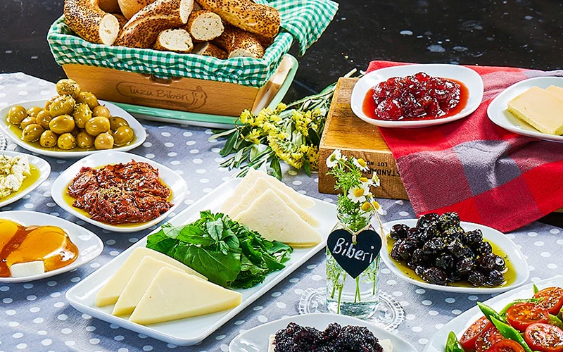 izmirde kahvaltı yerleri