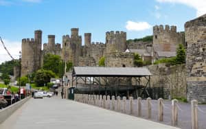 Dünyanın Dört Bir Yanından İnanılmaz Güzellikteki Kaleler