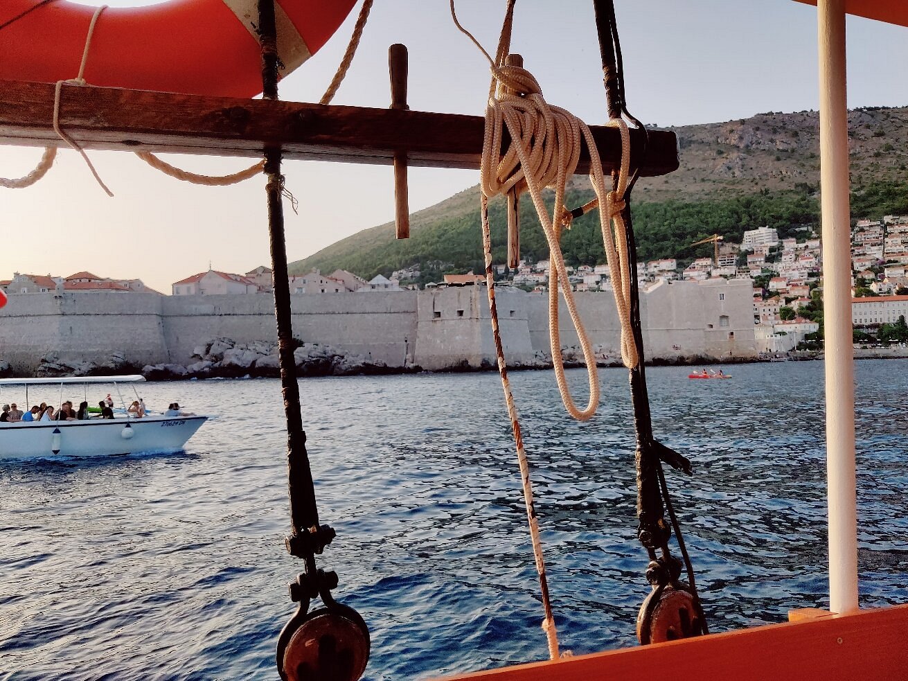 Panoramic Cruise of Dubrovnik Old Town