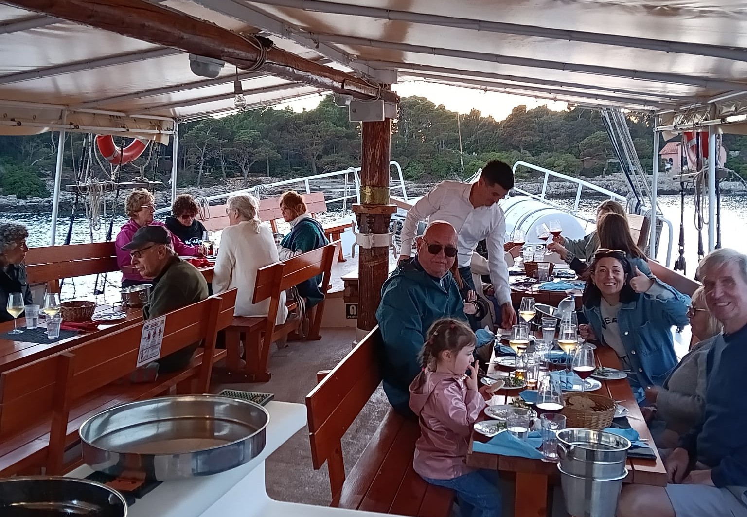Lunch Cruise around Dubrovnik Old Town
