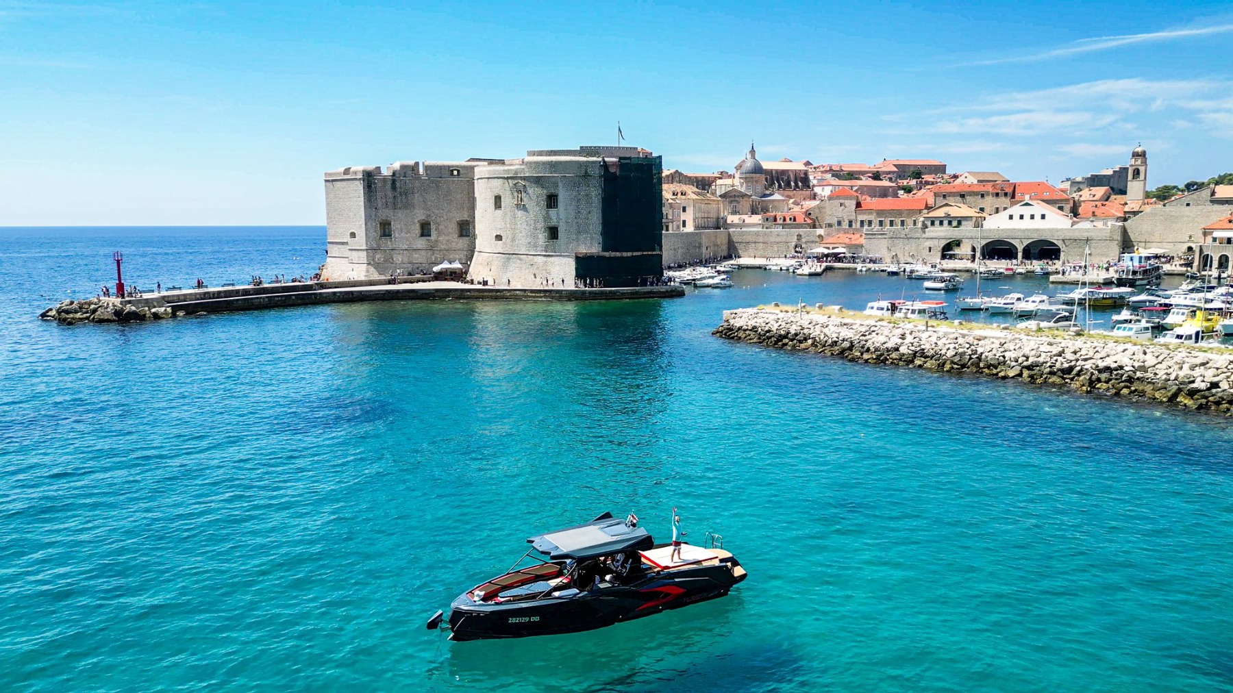 ALESTA MARINE RAPTOR - UP TO 12 GUESTS