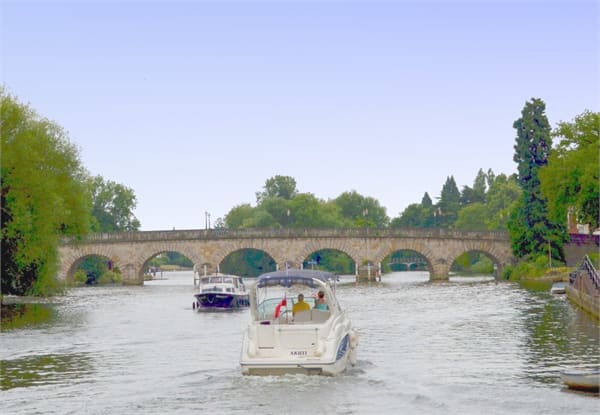 Enjoy unique views by boat, with options ranging from canoes to powerful speedboats.