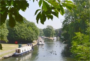 Near the pretty village of Hurley, this is a great destination for a day out.