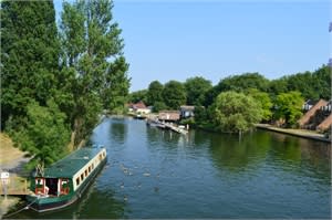 Learn about the River Thames, its source, its history and more.