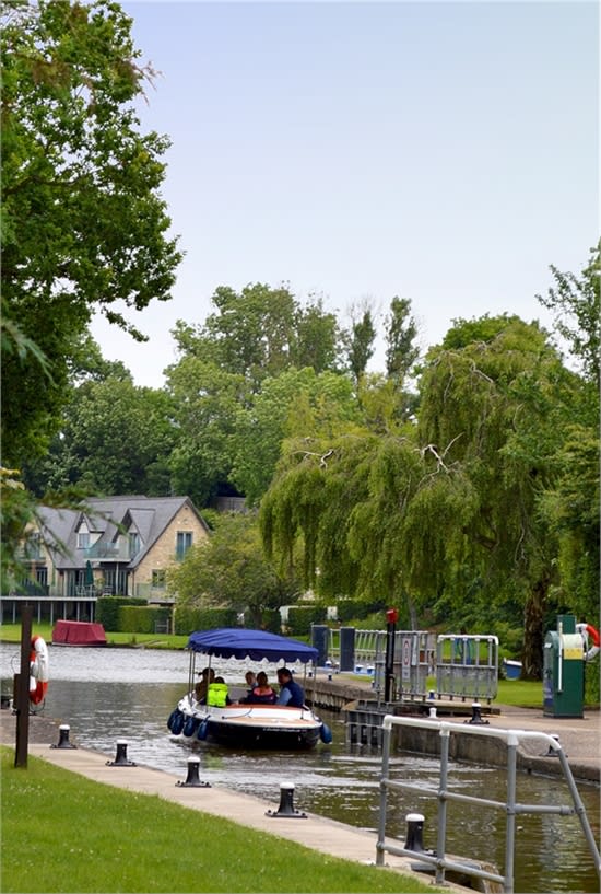 boat passing the lock