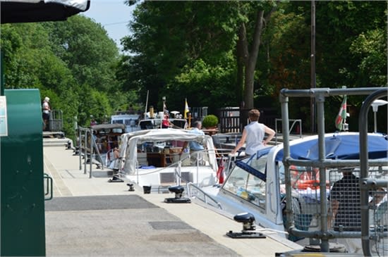 boats queuing at the lock