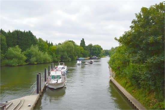 view from Boulter's Lock