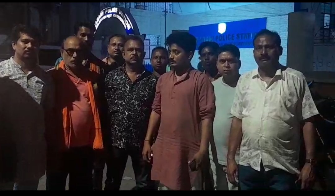 বিজেপির বিকশিত এলএডি লাগানো প্রচার গাড়ির উপর হামলা চালানোর অভিযোগ