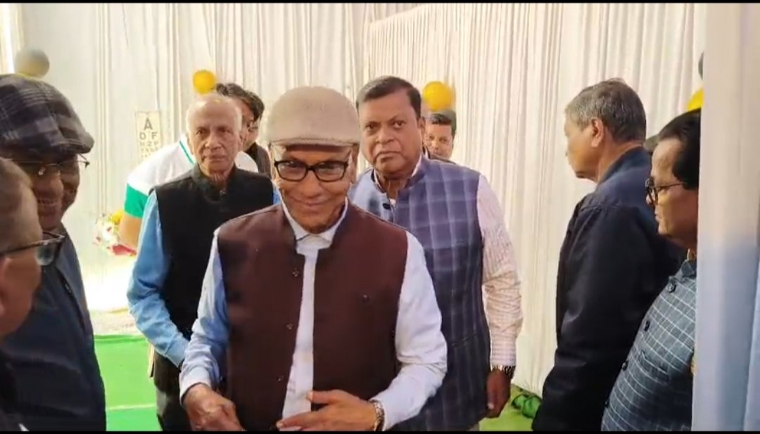 রাউন্ড টেবিল এবং মিটন স্টিল পাওয়ার লিমিটেডের যৌথ উদ্যোগে আয়োজিত মেগা চক্ষু প্রশিক্ষণ ও স্বাস্থ্য শিবিরে এক হাজারেরও বেশি মানুষ উপকৃত হয়েছেন।