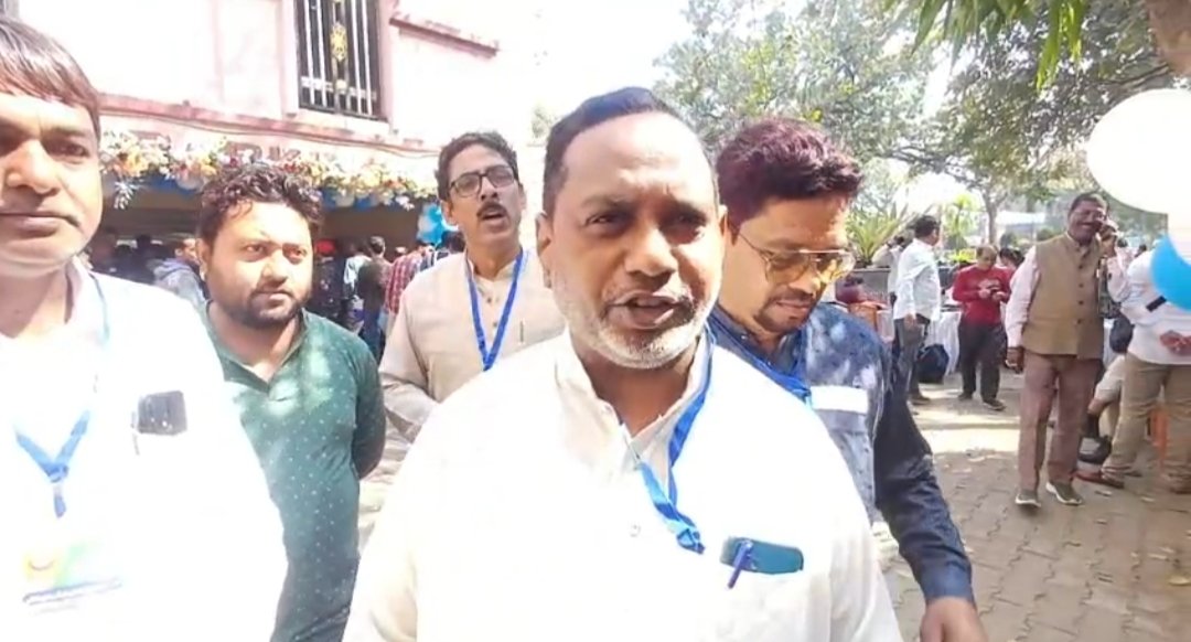 রাজ্য সরকারের ‘যুব সাথী’ প্রকল্পের সূচনা, আসানসোলে রেজিস্ট্রেশন শিবিরে ভিড়