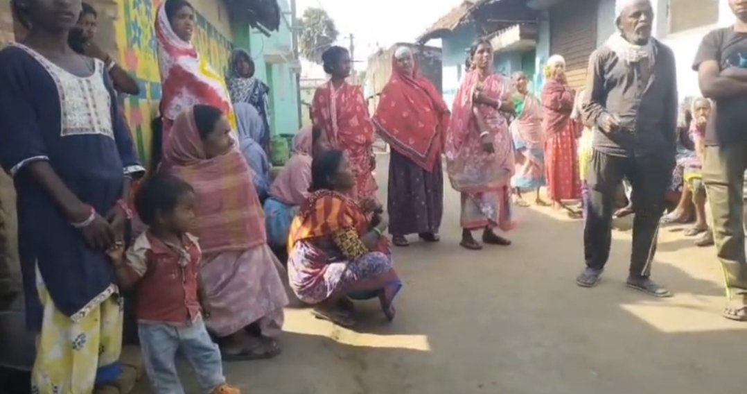 মেয়রের হস্তক্ষেপে ছুতাডাঙ্গায় ফিরল পানীয় জল, দাবি বিজেপি নেতার