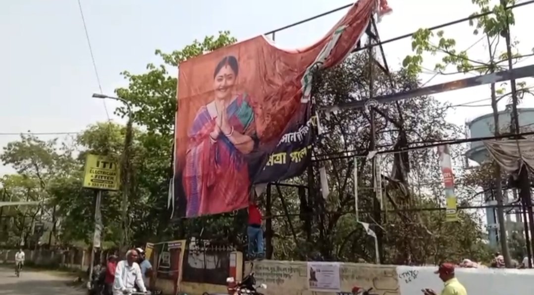 বার্নপুরে পোস্টারিংয়ে নেমে তৃণমূলকে তোপ অগ্নিমিত্রা পালের