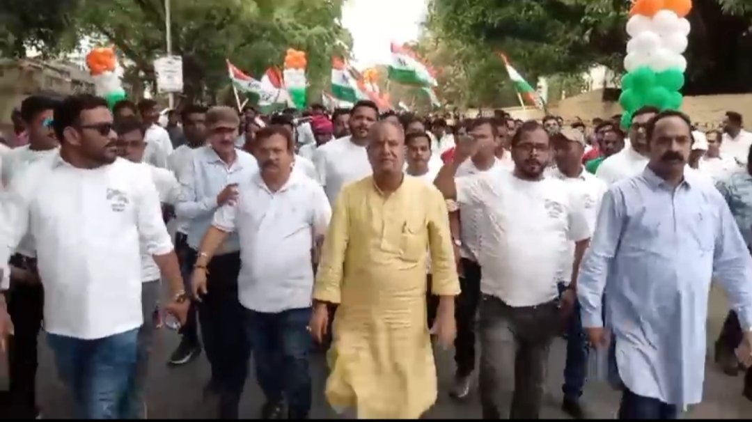 আসানসোল দক্ষিণে জমে উঠছে লড়াই, তাপসের প্রচার বনাম অগ্নিমিত্রার অভিনব উদ্যোগ