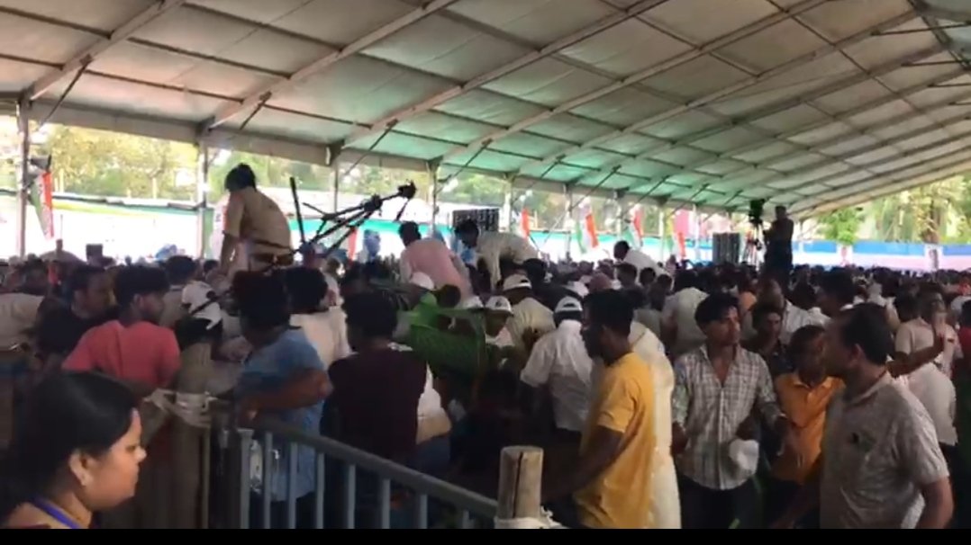 অভিষেকের সভার আগে নওদায় বিশৃঙ্খলা, চেয়ার ভাঙচুর ঘিরে উত্তেজনা