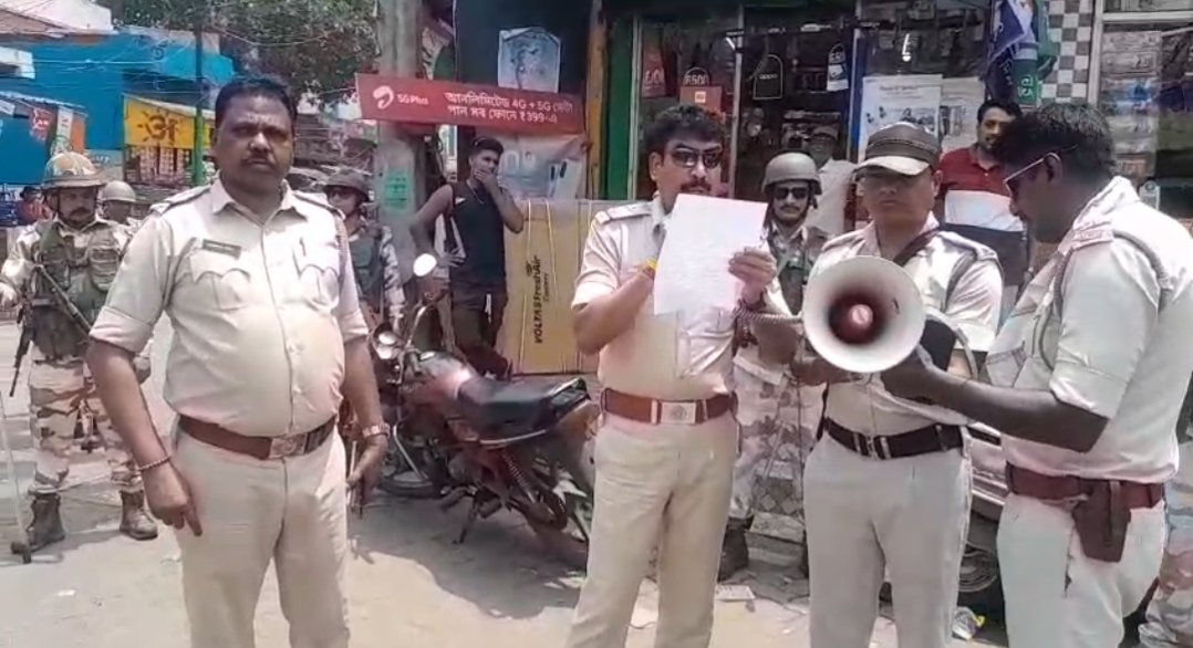 বারাবনিতে নির্বাচন ঘিরে কড়া নজরদারি, পুলিশের মাইকিং শুরু