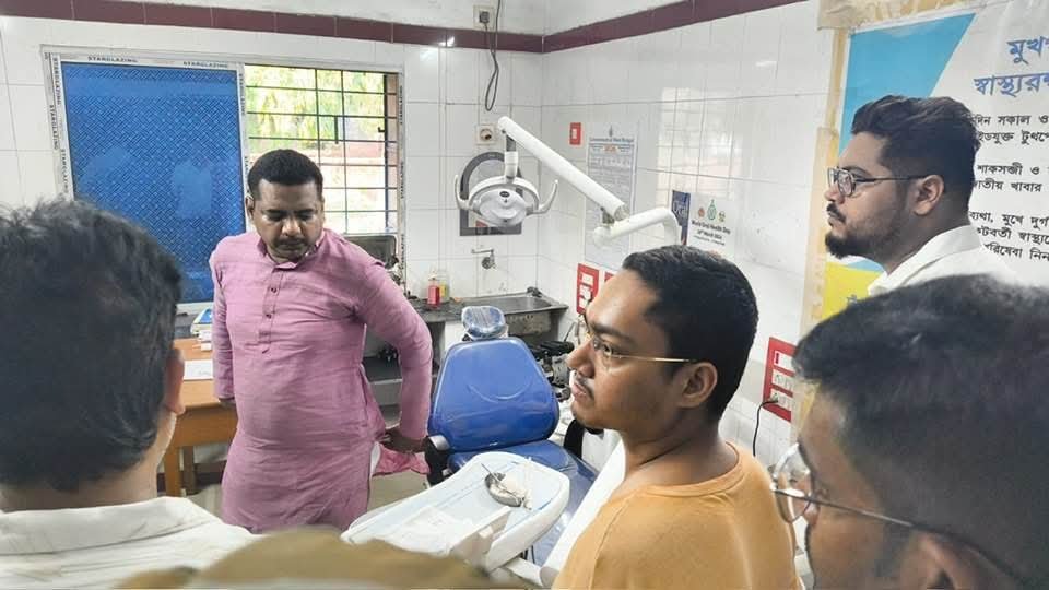 খান্দরা (উখরা) গ্রামীণ হাসপাতাল পরিদর্শনে বিধায়ক পার্থ ঘোষ