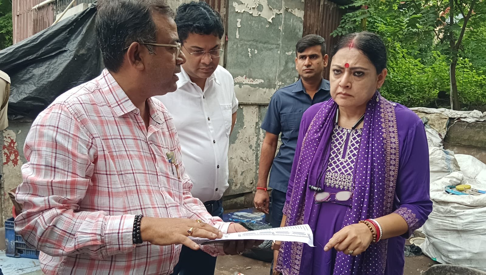 आसनसोल बाजार को आधुनिक और सुव्यवस्थित बनाने के लिए निरीक्षण
