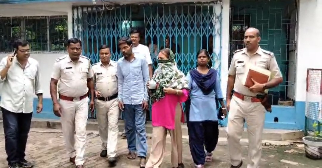 ১০ বছরের সাজাপ্রাপ্ত মাদক কারবারি দম্পতি ফের পুলিশের জালে, কুলটিতে ২৪ গ্রাম হেরোইন উদ্ধার