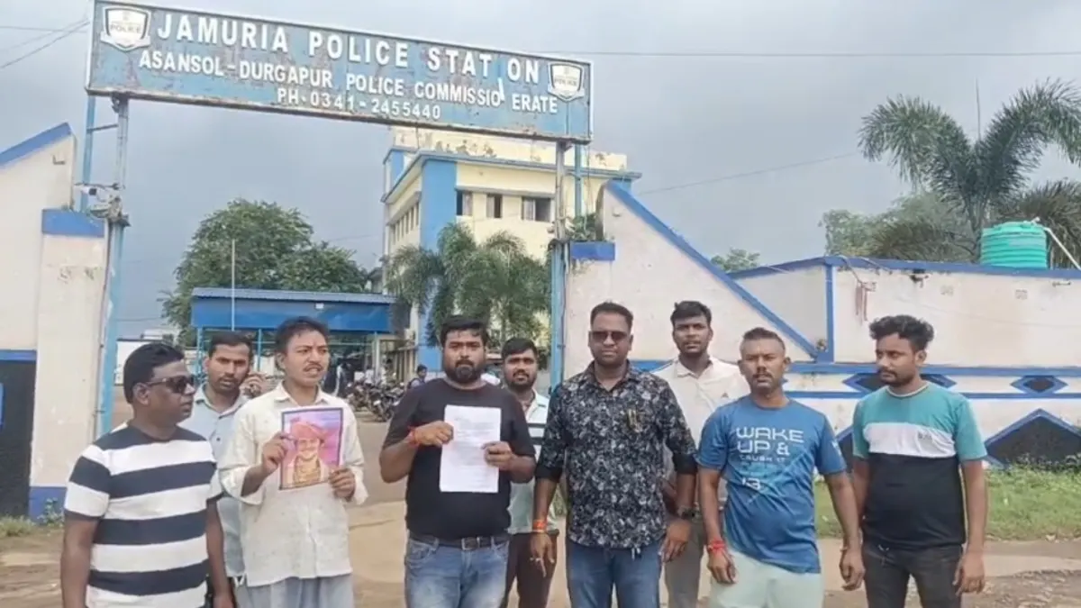 হিন্দুদের ধর্মীয় ভাবাবেগে আঘাত! জামুড়িয়ায় কংগ্রেস নেতার বিরুদ্ধে থানায় অভিযোগ দায়ের বিজেপির