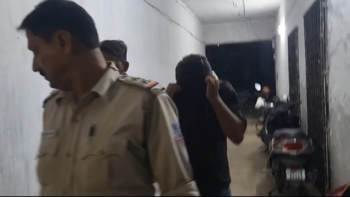 প্রলোভন দেখিয়ে যুবকদের সাইবার অপরাধে ব্যবহার! দুর্গাপুর থেকে গ্রেফতার মাস্টারমাইন্ড