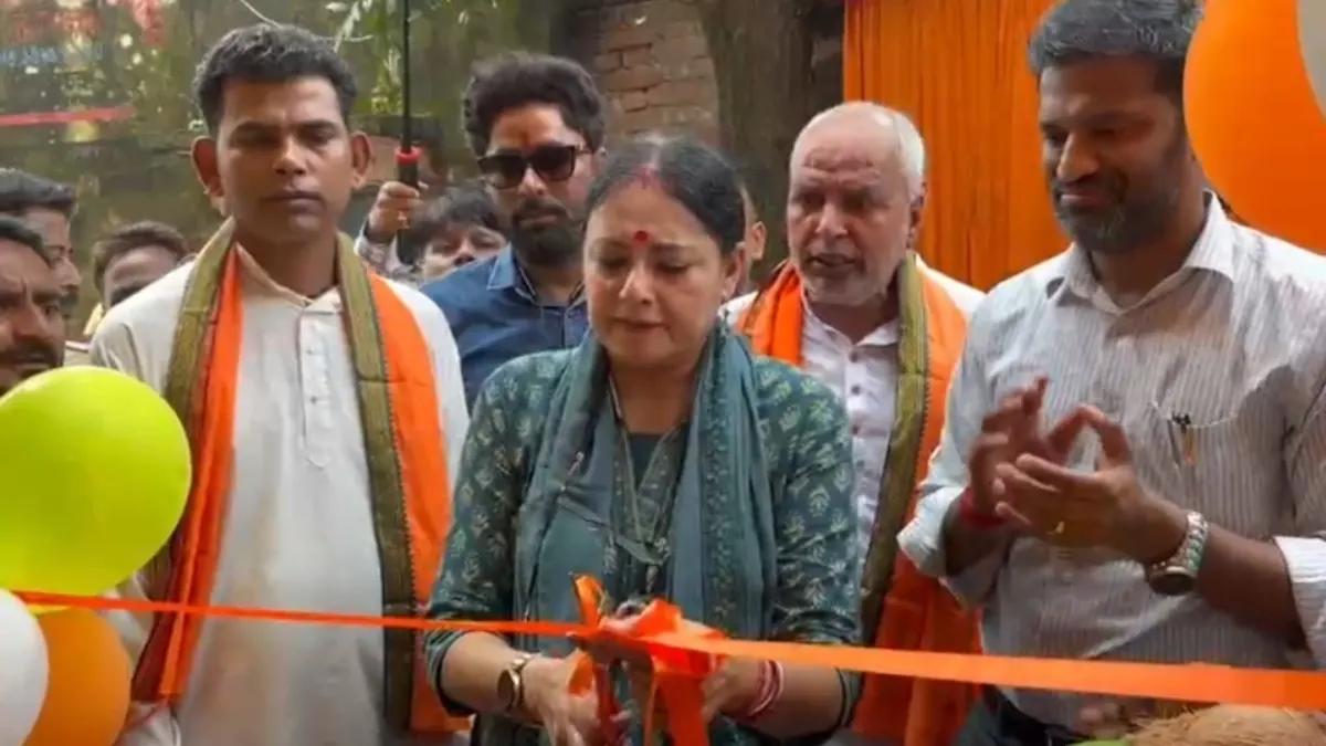 প্রান্তিক মানুষের দোরগোড়ায় পরিষেবা পৌঁছে দেওয়াই লক্ষ্য: বার্ণপুরের অনুষ্ঠানে বললেন অগ্নিমিত্রা পাল