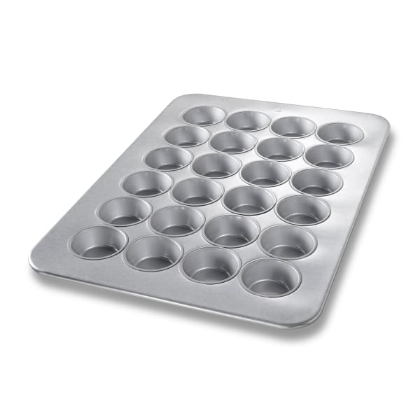 Large muffin tray best sale