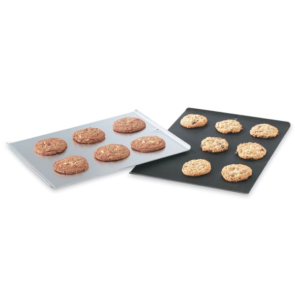 Vollrath 17-3/4 x 25-3/4 Perforated Full Size Sheet Pan - Wear-Ever®  Collecti