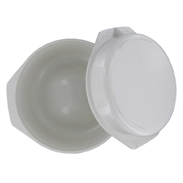 Nordic Ware 61304FS 4 Qt. Casserole Dish With Lid Wasserstrom