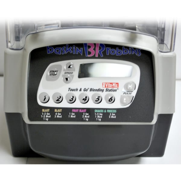 Baskin Robins Blender w/3 - 48 Oz Advance Containers *Not Baskin Robins Blender w/3 - 48 Oz Advance Containers *Not