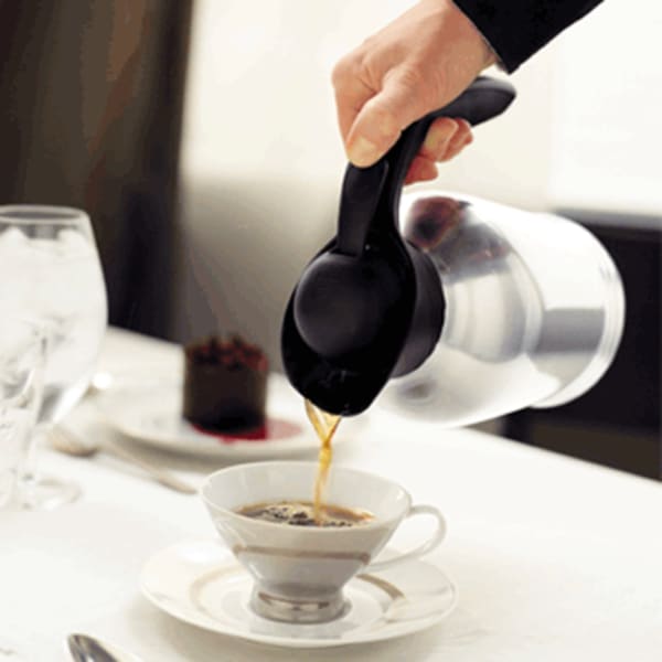 Stanley 10-00007-000 ErgoServ Carafe with Black Handle | Wasserstrom