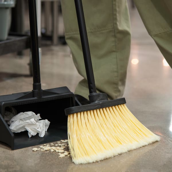 Carlisle 3686500 Duo-Sweep 56