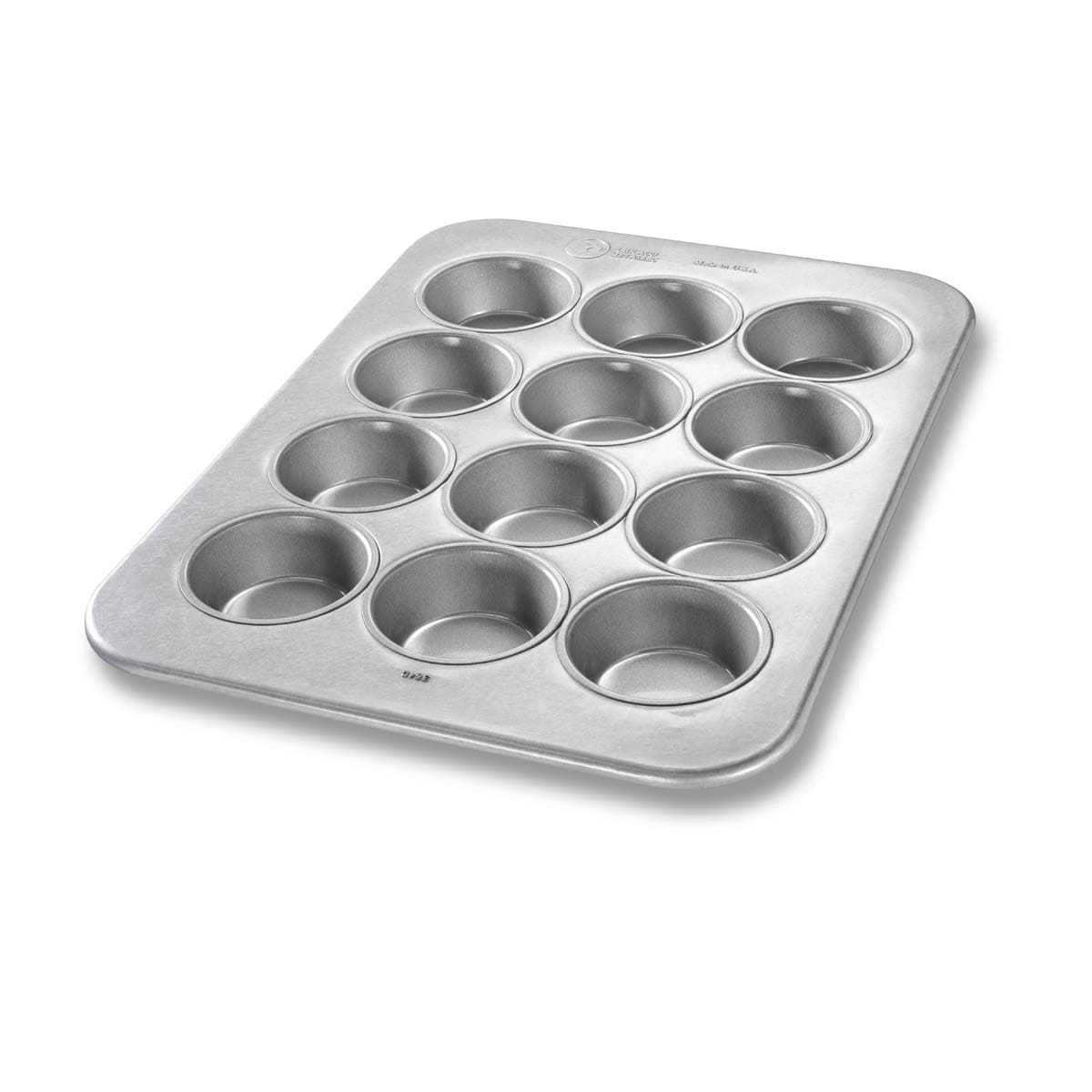 Chicago Metallic 43645 Large Muffin Pan, Makes (12) 3 1/4 Muffins,  AMERICOAT Glazed 26 ga Aluminized Steel