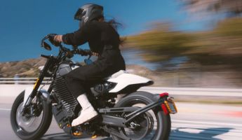 Thinking of Renting an Electric Motorcycle? Here’s Your Quickstart Guide