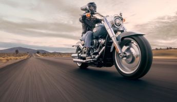 Buying or Renting a Cruiser Motorcycle? Here’s Your Guide