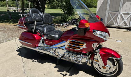 2003 Honda GL 1800 Gold Wing motorcycle rental in MILLERSPORT, OH