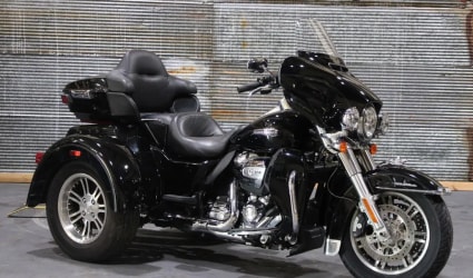 2021 Harley-Davidson Tri Glide Ultra motorcycle rental in Texarkana, TX