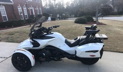 2019 Can-Am Spyder F3-T motorcycle rental in Jonesboro, GA