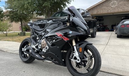 2022 BMW S 1000 RR motorcycle rental in The Colony, TX