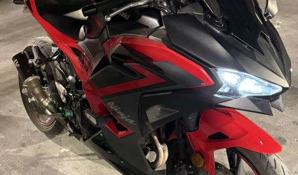 2025 Kawasaki Ninja 500 SE motorcycle rental in Omaha, NE