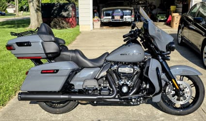 2022 Harley-Davidson Ultra Limited motorcycle rental in Fairfield Township, OH