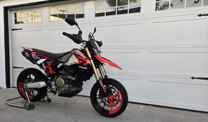 2024 Ducati Hypermotard 698 Mono RVE motorcycle rental in Long Beach, CA